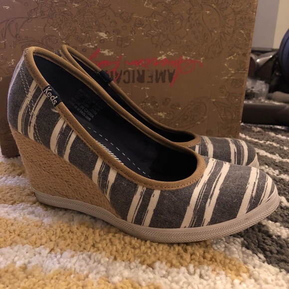 Keds Striped Wedge, Sz 5 - Picture 1 of 5